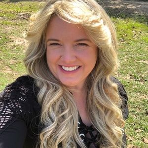 Meet your Posher, Karen